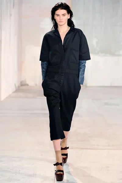 Look 1